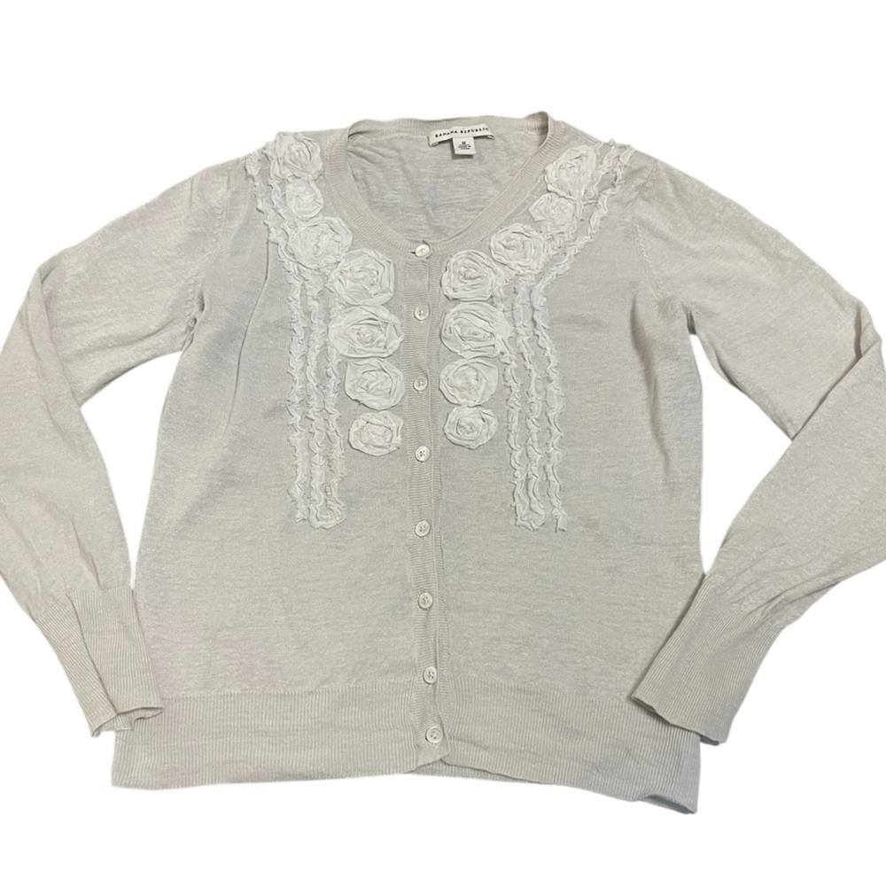 Banana Republic off white 100% linen rosette cardigan floral appliqué Y2K